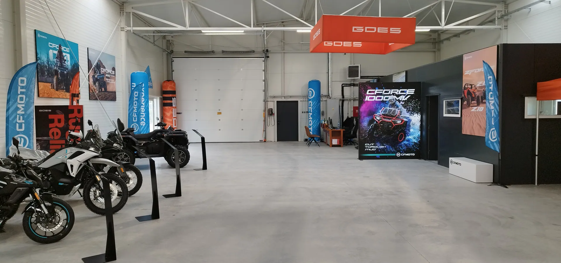 Motocykl CF MOTO 700MT